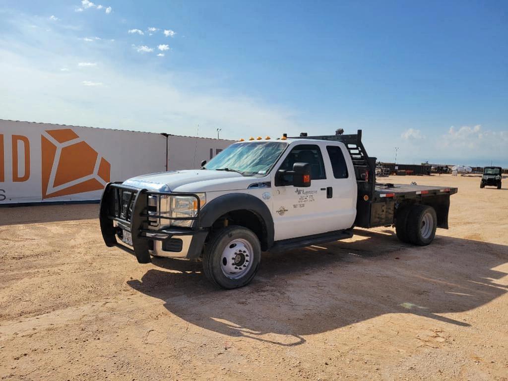 Image of Ford F-550 Primary image