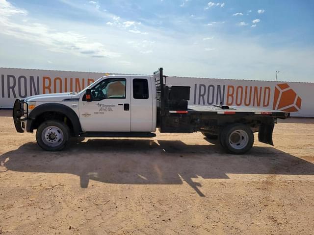 Image of Ford F-550 equipment image 1