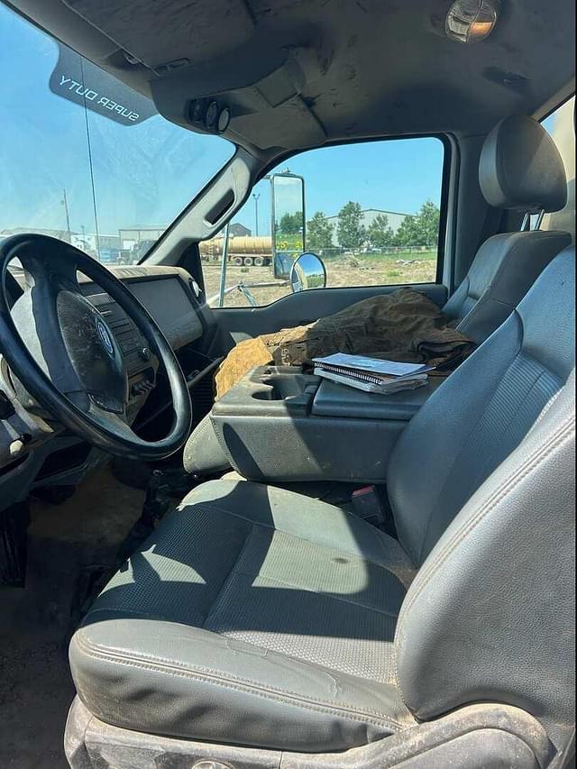 Image of Ford F-650 equipment image 1