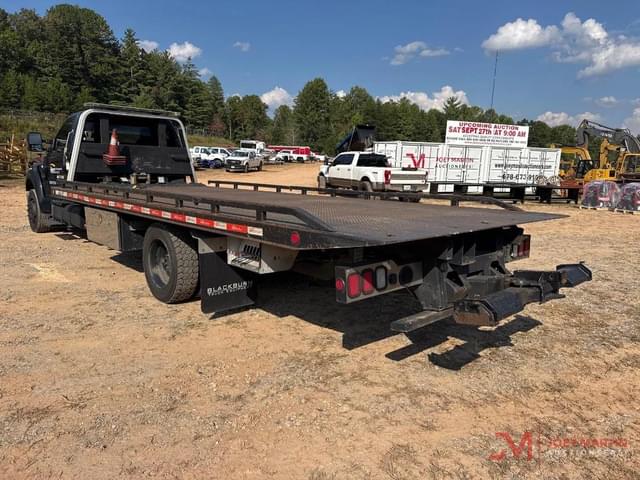 Image of Ford F-650 equipment image 3