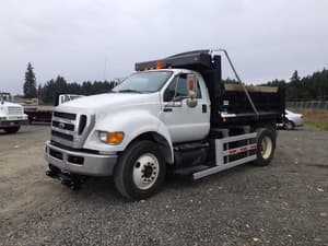 2015 Ford F-750 Image