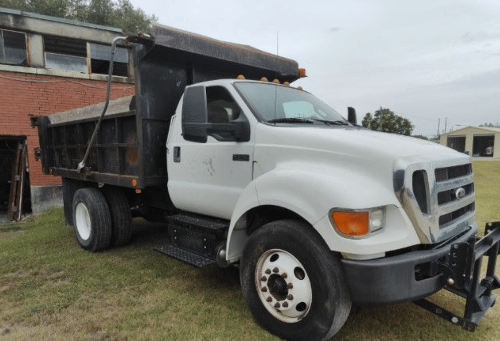 Image of Ford F-750 Primary image