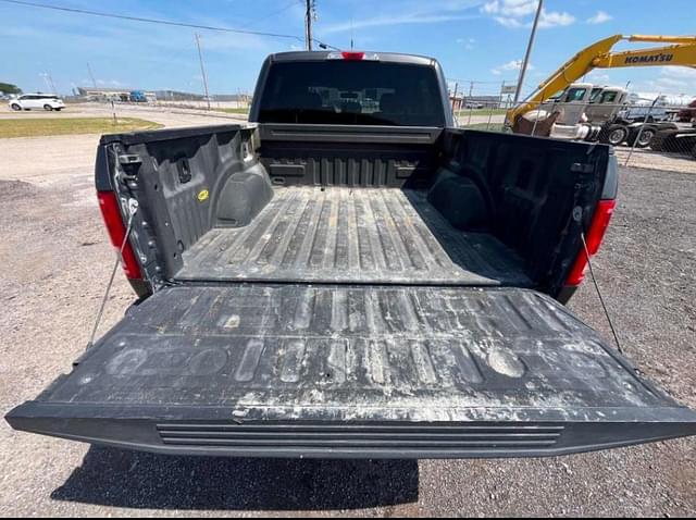 Image of Ford F-150 equipment image 4