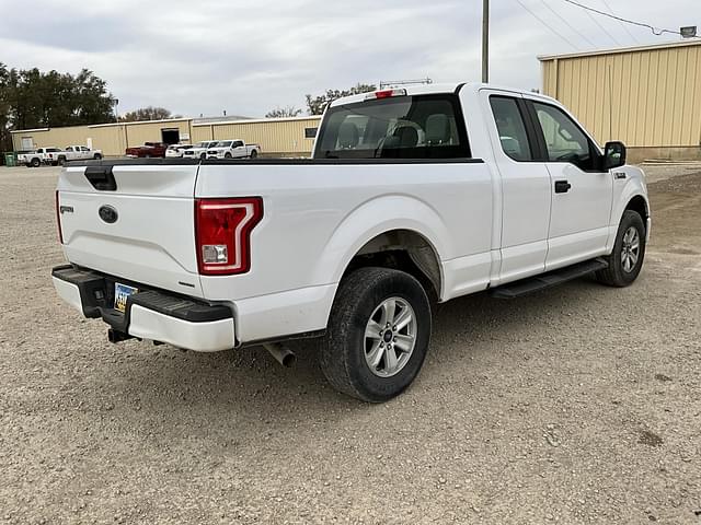 Image of Ford F-150 equipment image 4