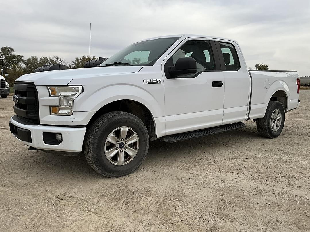 Image of Ford F-150 Primary image