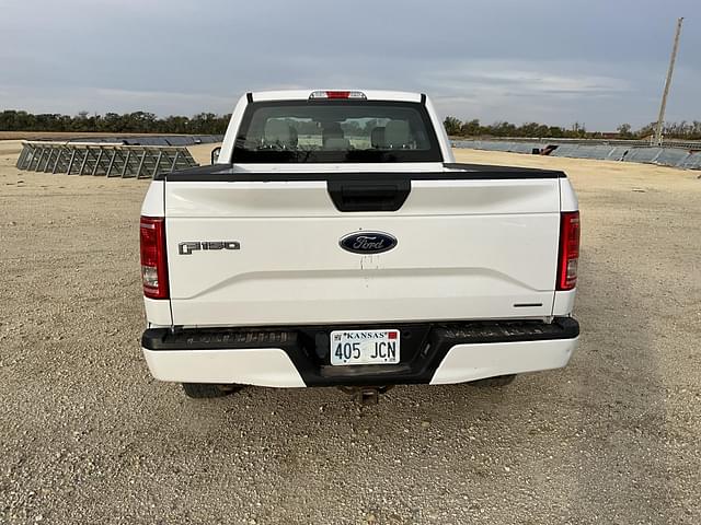 Image of Ford F-150 equipment image 4