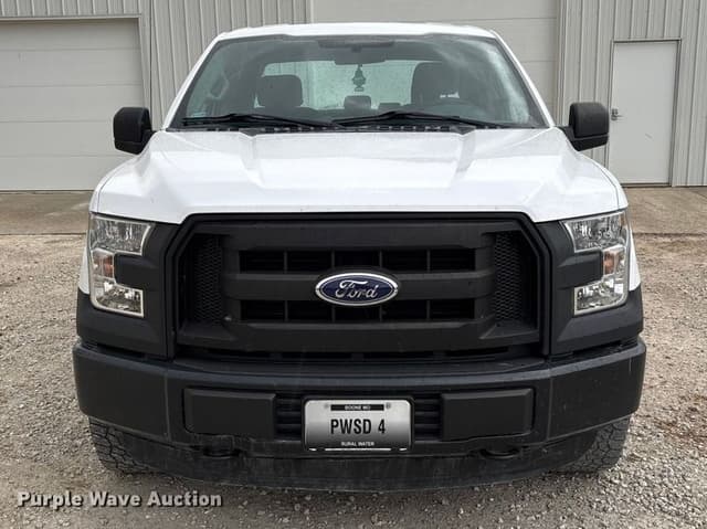 Image of Ford F-150 equipment image 1