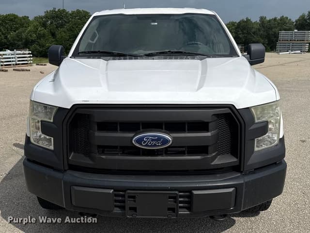 Image of Ford F-150 equipment image 1