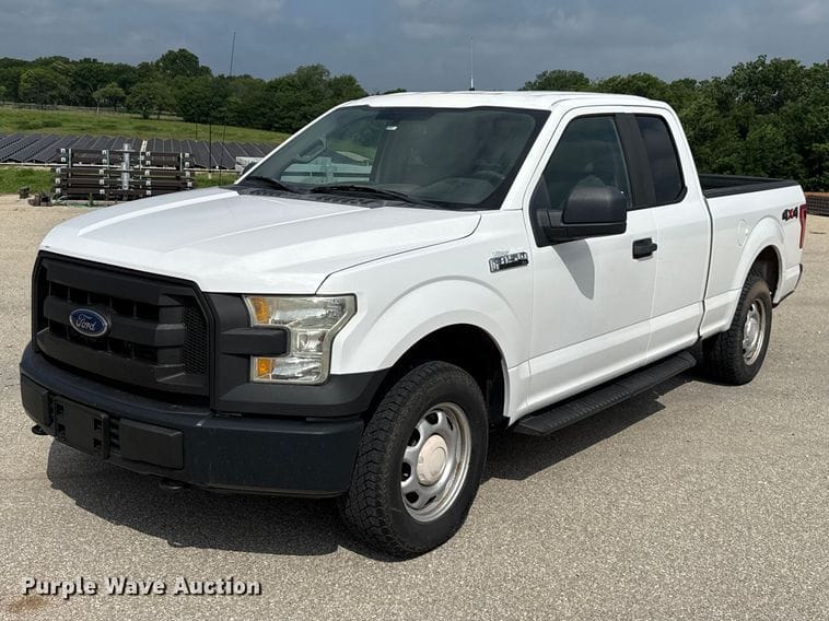 2015 Ford F-150 Equipment Image0