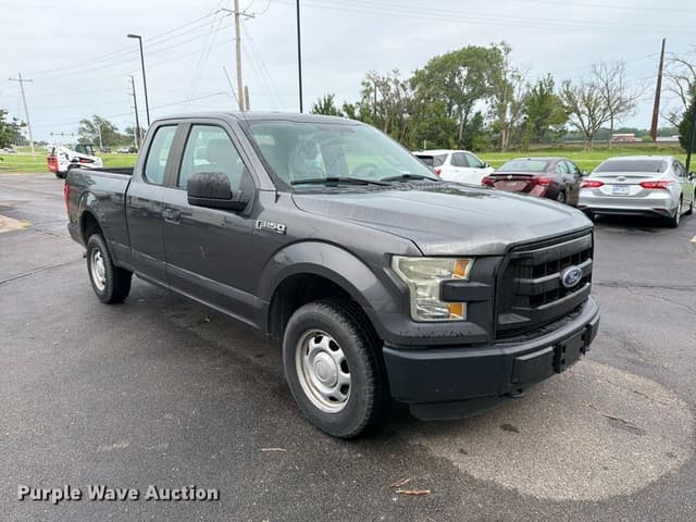 Image of Ford F-150 equipment image 2
