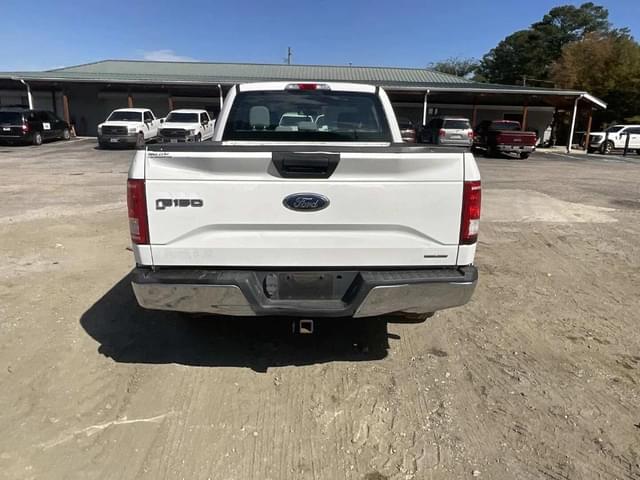 Image of Ford F-150 equipment image 4