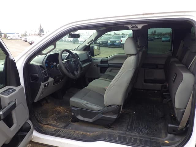 Image of Ford F-150 equipment image 4