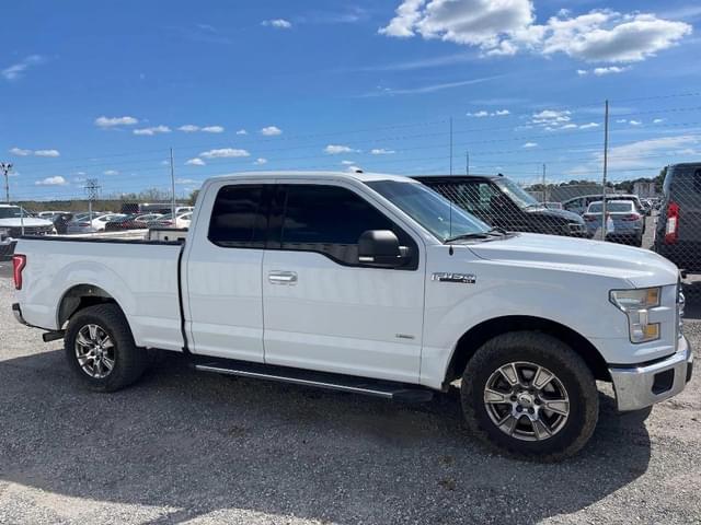 Image of Ford F-150 equipment image 3