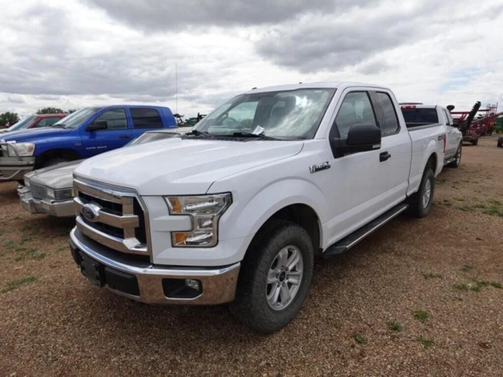 2015 Ford F-150 Equipment Image0