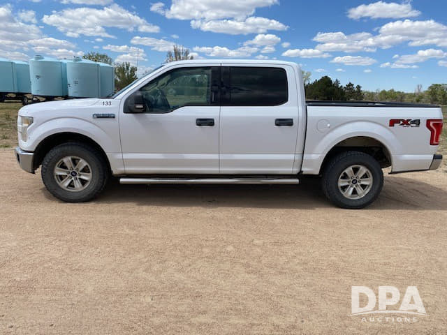 Image of Ford F-150 equipment image 1