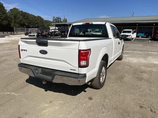 Image of Ford F-150 equipment image 4