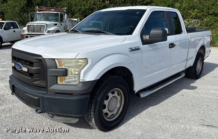 2015 Ford F-150 Equipment Image0