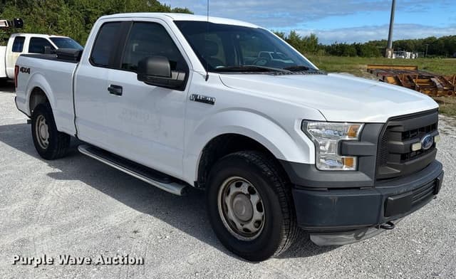 Image of Ford F-150 equipment image 2