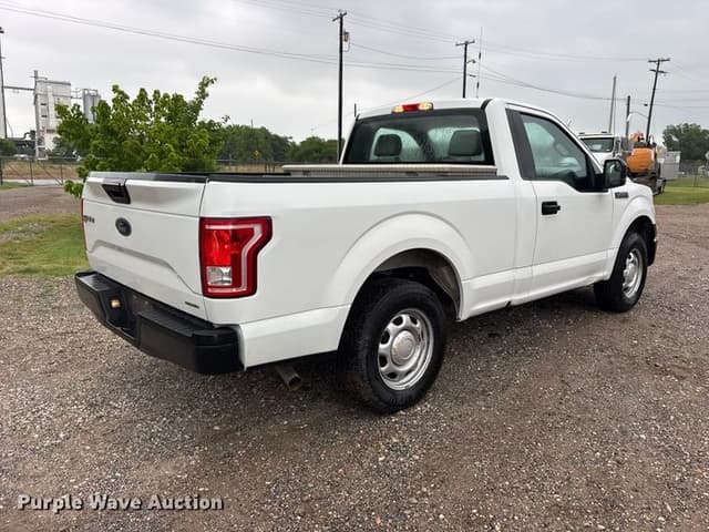 Image of Ford F-150 equipment image 4