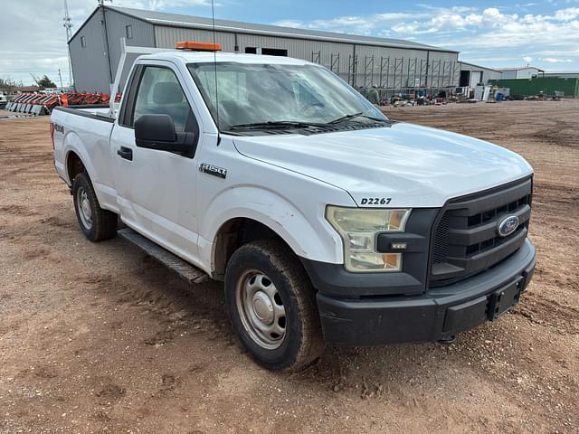 Image of Ford F-150 equipment image 1