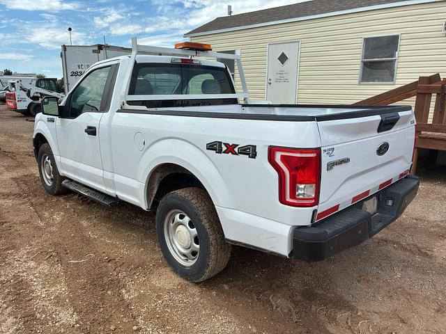 Image of Ford F-150 equipment image 3