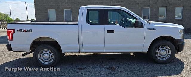 Image of Ford F-150 equipment image 3
