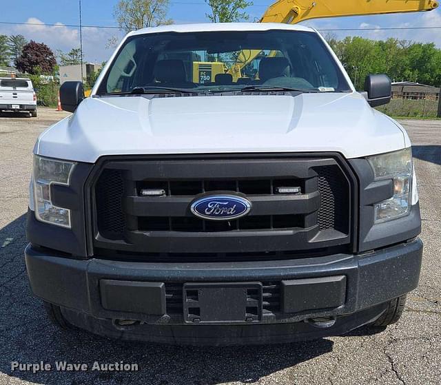 Image of Ford F-150 equipment image 1