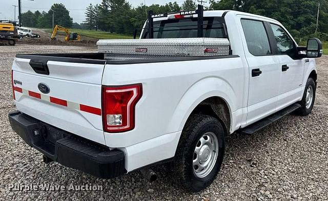 Image of Ford F-150 equipment image 4