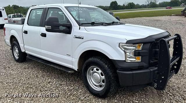 Image of Ford F-150 equipment image 2