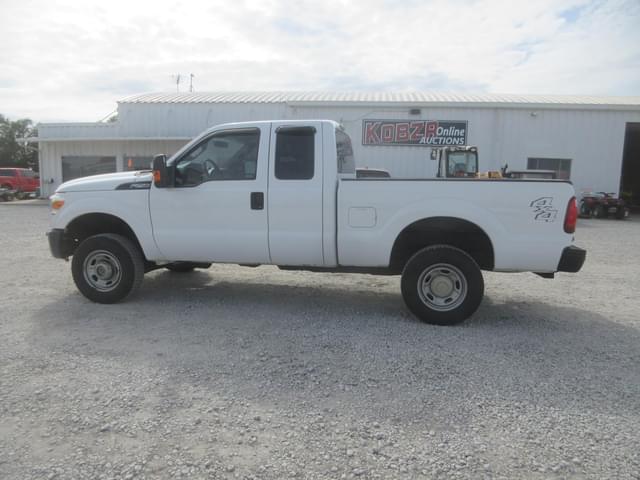 Image of Ford F-250 equipment image 4