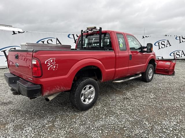 Image of Ford F-250 equipment image 4