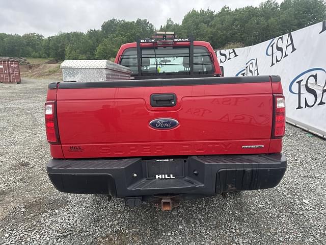 Image of Ford F-250 equipment image 3