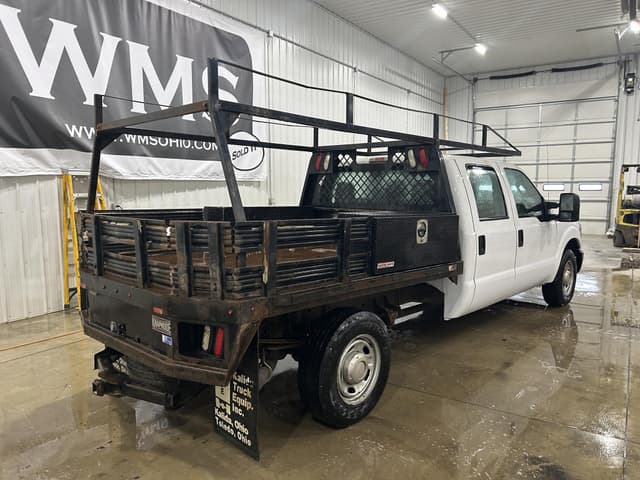 Image of Ford F-250 equipment image 3