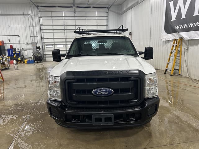 Image of Ford F-250 equipment image 1