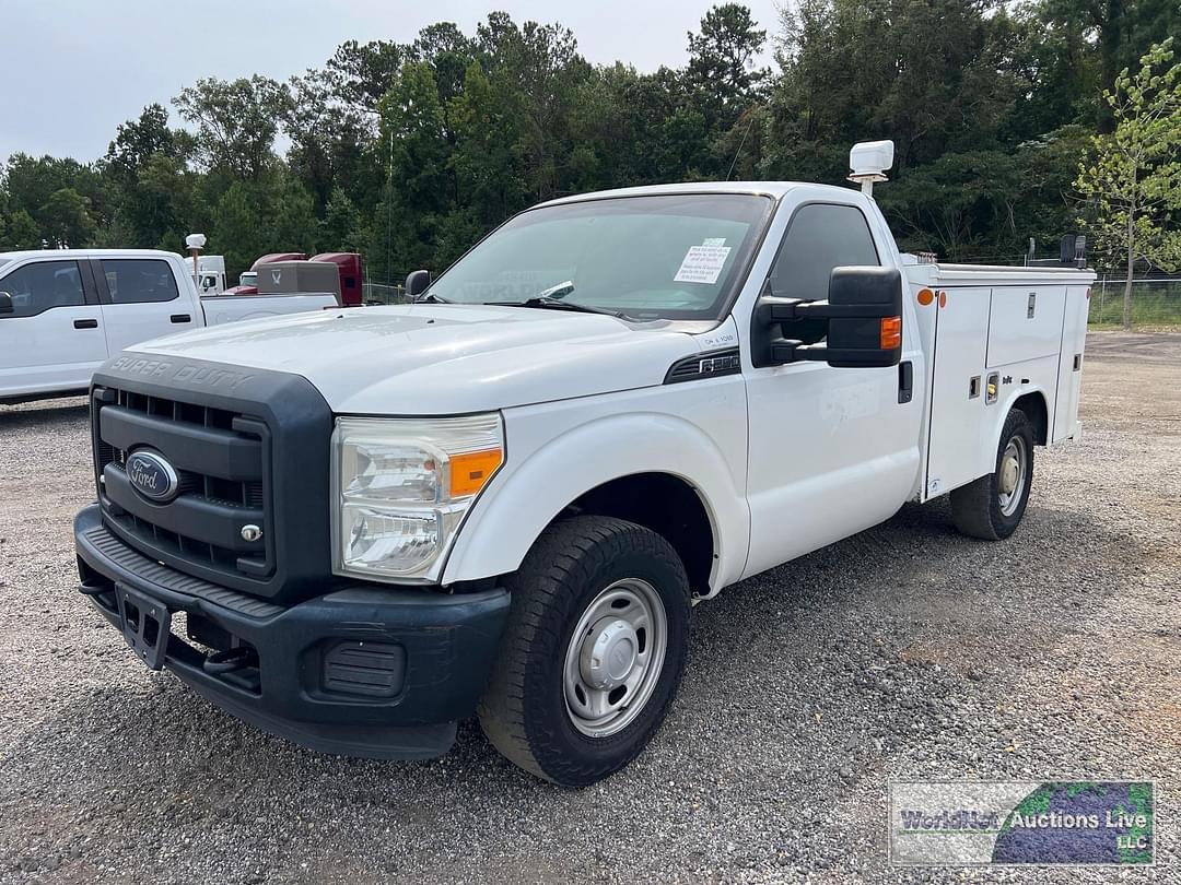 Image of Ford F-250 Primary image