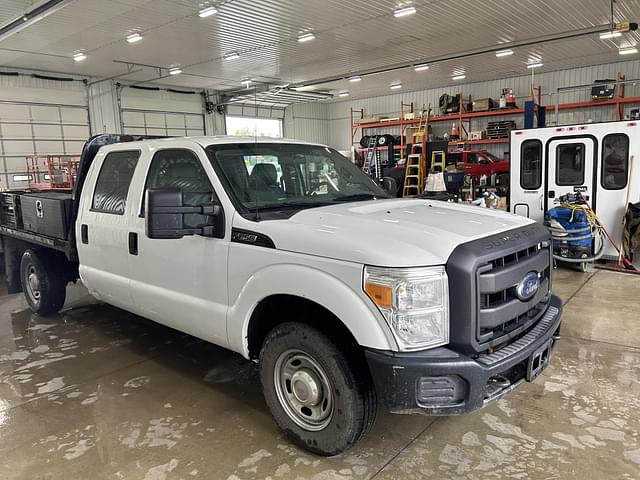 Image of Ford F-250 equipment image 2