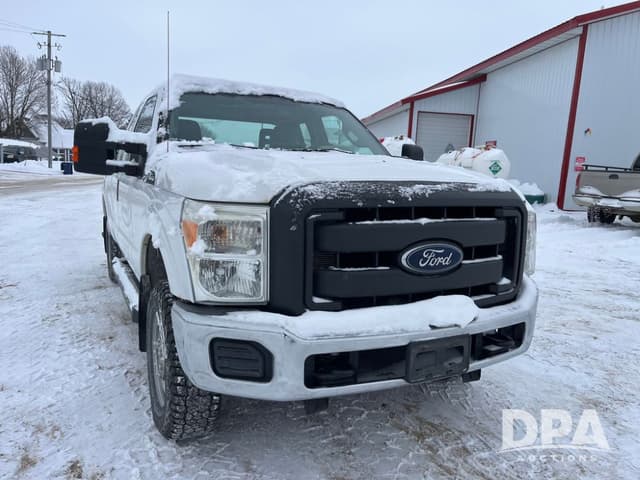 Image of Ford F-250 equipment image 3