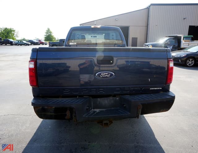 Image of Ford F-250 equipment image 4