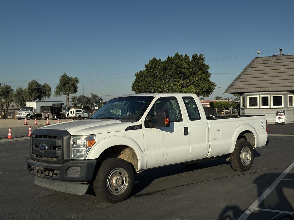 Image of Ford F-250 Primary image