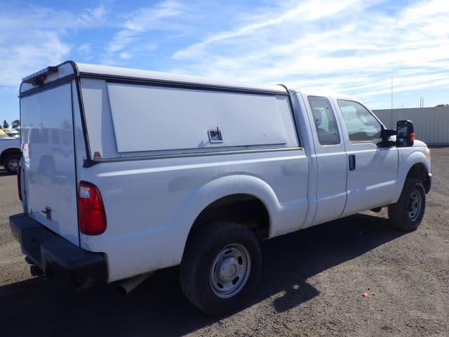 Image of Ford F-250 equipment image 2