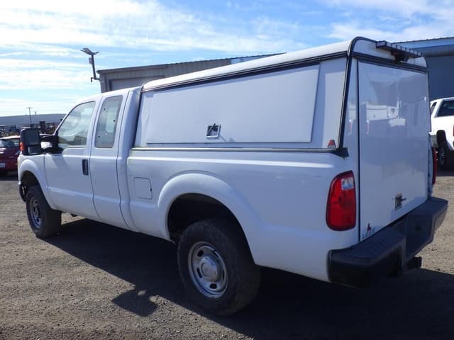 Image of Ford F-250 equipment image 3