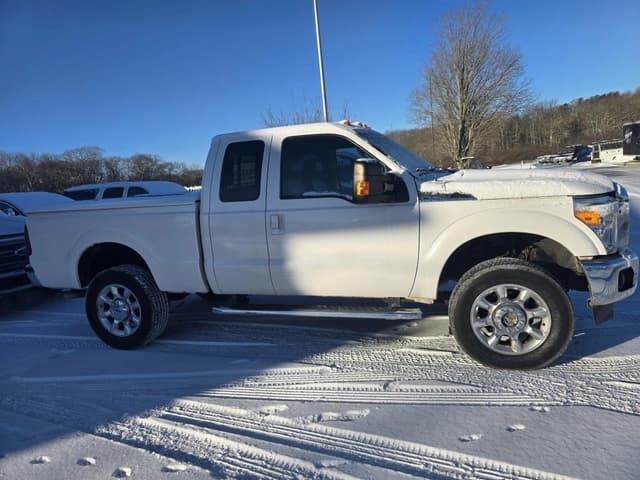 Image of Ford F-250 equipment image 3