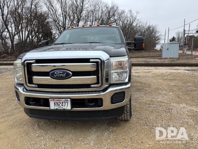 Image of Ford F-250 equipment image 2