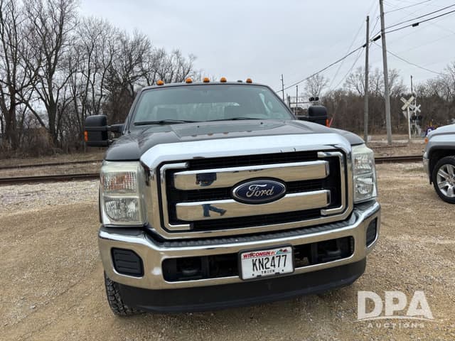 Image of Ford F-250 equipment image 3