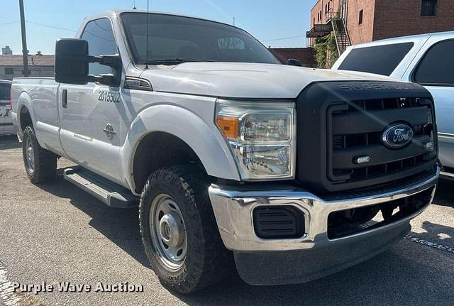 Image of Ford F-250 equipment image 2