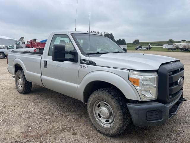 Image of Ford F-250 equipment image 1