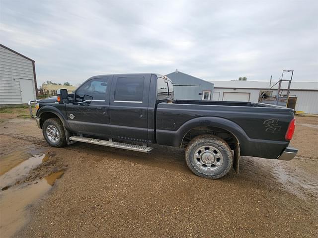 Image of Ford F-250 equipment image 2