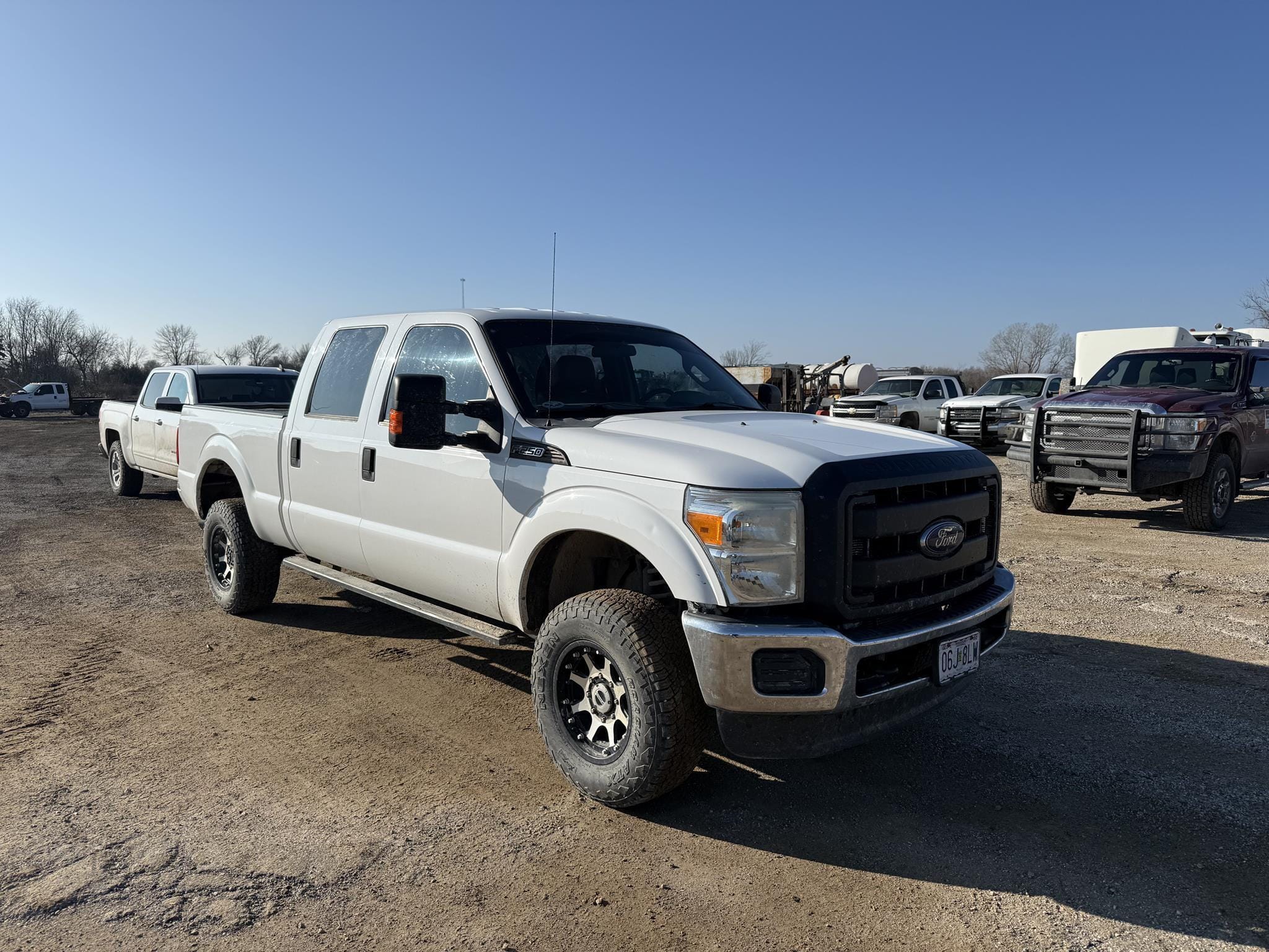 2015 Ford F-250 Equipment Image0