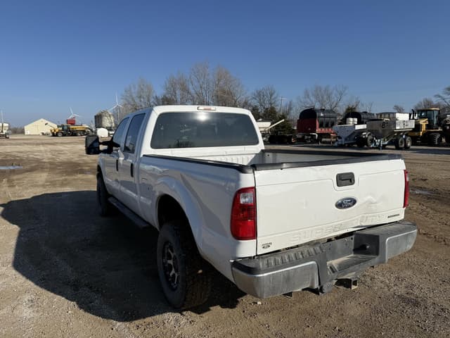 Image of Ford F-250 equipment image 4