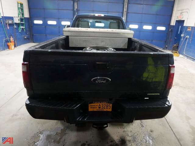 Image of Ford F-250 equipment image 4